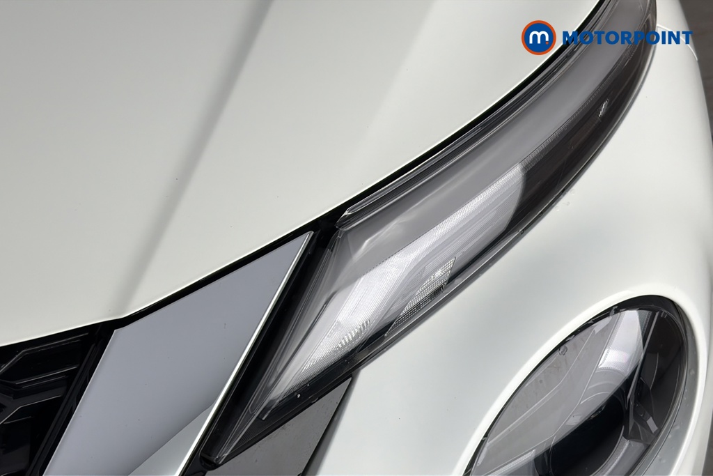Nissan Juke Acenta Premium Manual Petrol SUV - Stock Number (1687091) - 42nd supplementary image