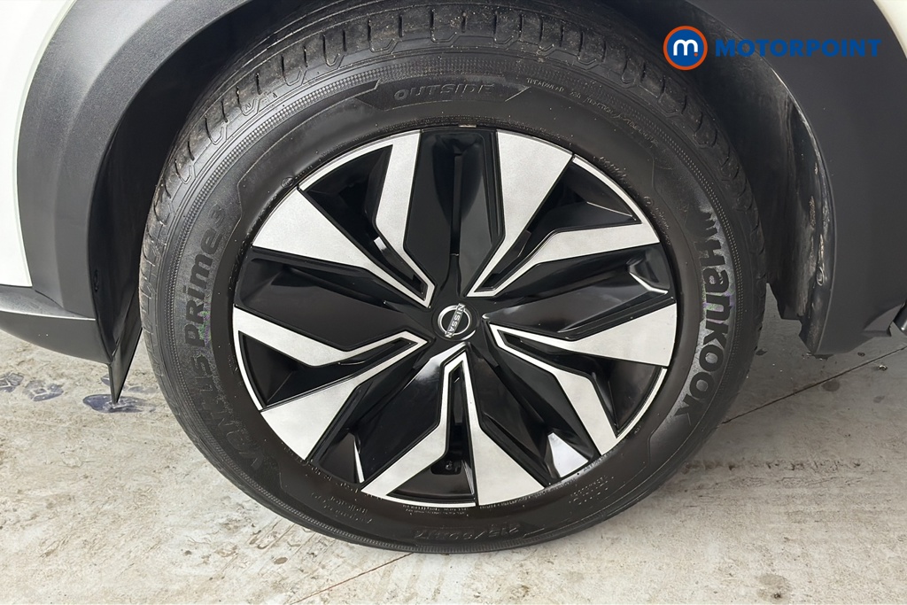 Nissan Juke Acenta Premium Manual Petrol SUV - Stock Number (1687091) - 44th supplementary image