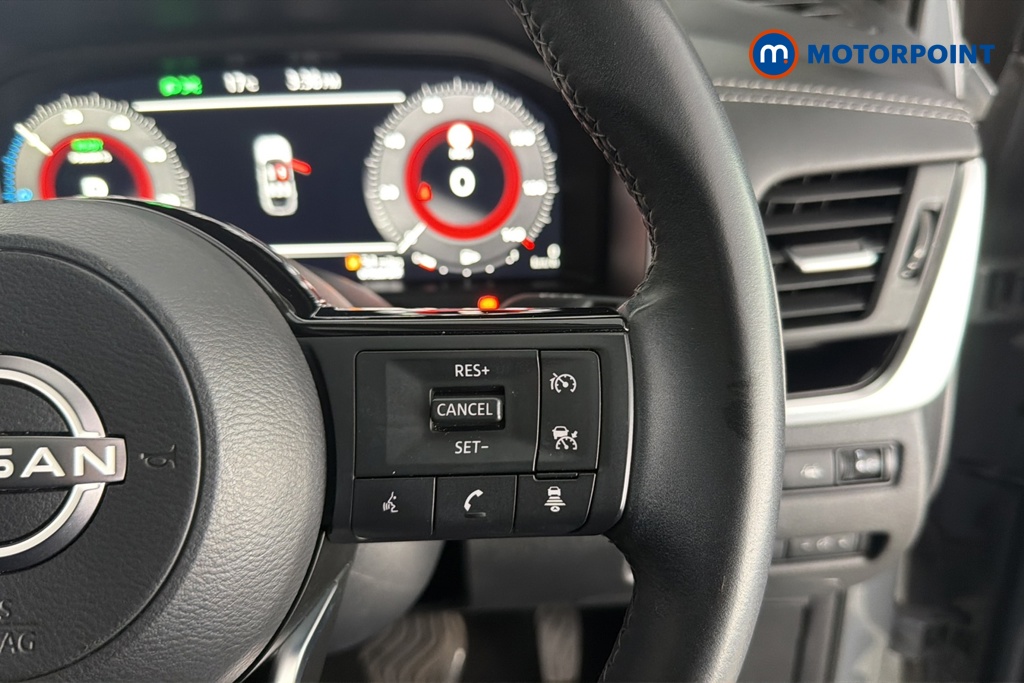 Nissan Qashqai N-Connecta Automatic Petrol-Electric Hybrid SUV - Stock Number (1687095) - 3rd supplementary image