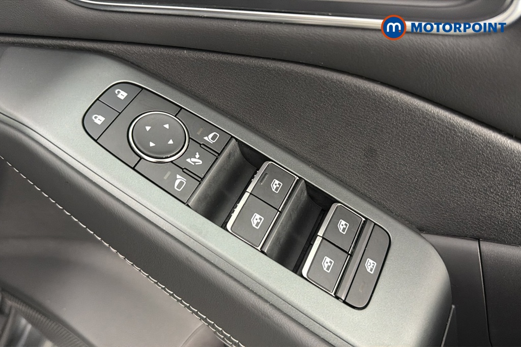 Nissan Qashqai Tekna Automatic Petrol SUV - Stock Number (1687100) - 19th supplementary image