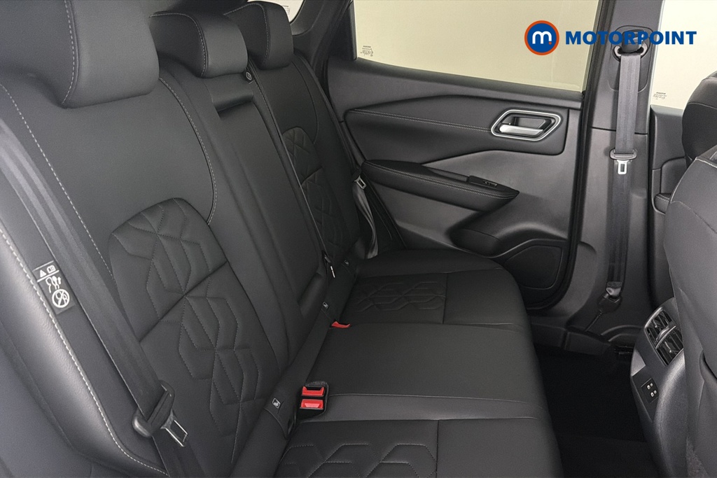Nissan Qashqai Tekna Automatic Petrol SUV - Stock Number (1687100) - 25th supplementary image