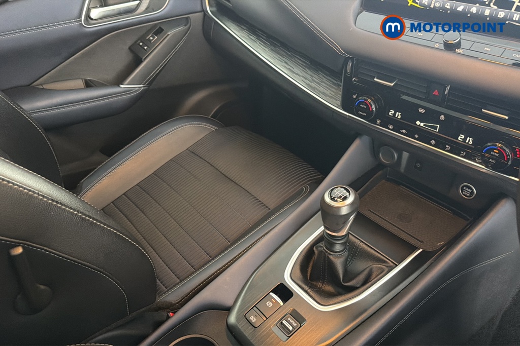 Nissan Qashqai Tekna Manual Petrol SUV - Stock Number (1687101) - 15th supplementary image