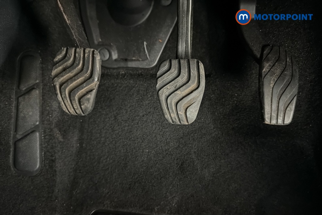 Nissan Qashqai Tekna Manual Petrol SUV - Stock Number (1687101) - 24th supplementary image