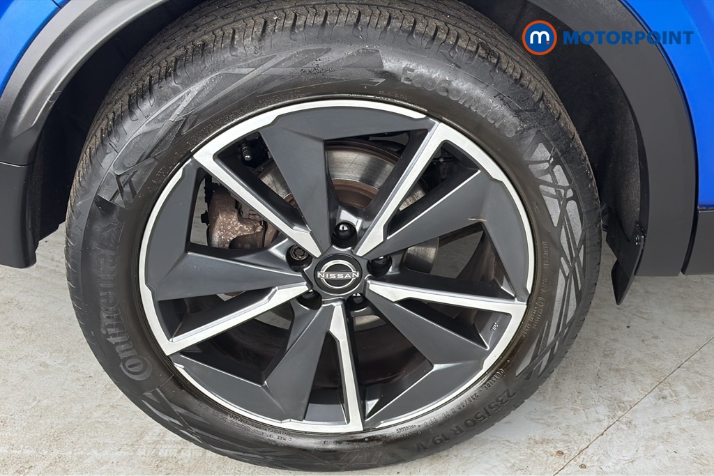 Nissan Qashqai Tekna Manual Petrol SUV - Stock Number (1687101) - 46th supplementary image