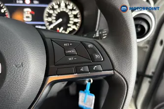 Nissan Juke Acenta Premium Manual Petrol SUV - Stock Number (1687102) - 3rd supplementary image