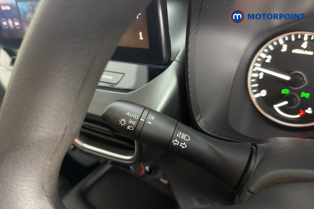 Nissan Juke Acenta Premium Manual Petrol SUV - Stock Number (1687102) - 5th supplementary image