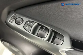 Nissan Juke Acenta Premium Manual Petrol SUV - Stock Number (1687102) - 19th supplementary image