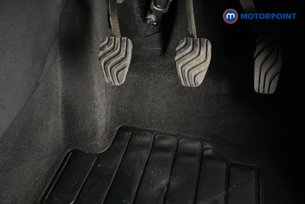 Nissan Juke Acenta Premium Manual Petrol SUV - Stock Number (1687102) - 24th supplementary image