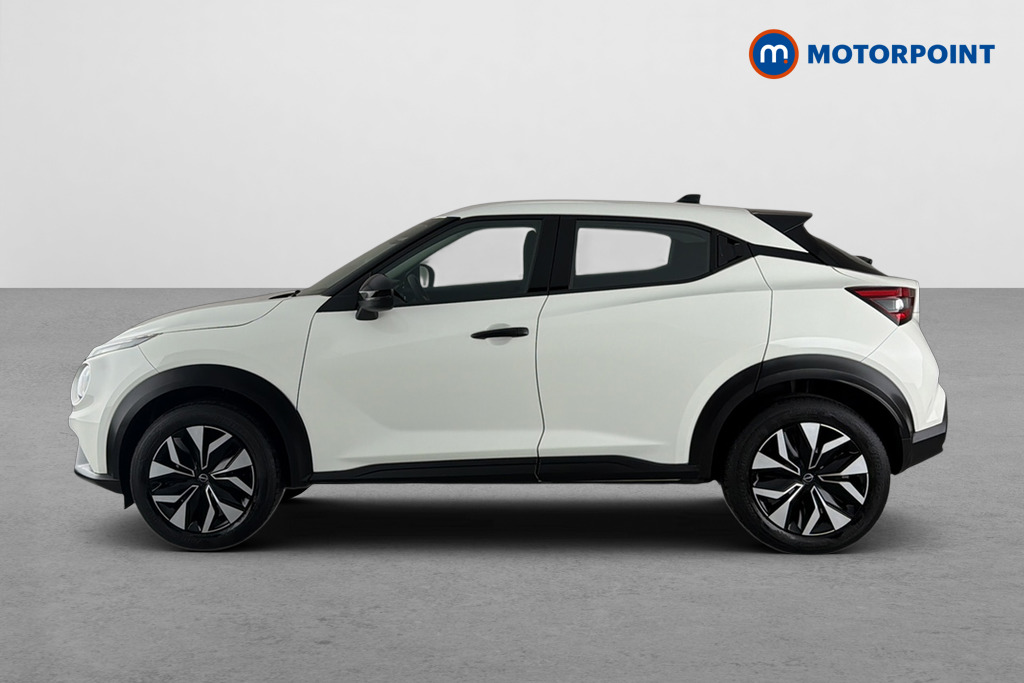 Nissan Juke Acenta Premium Manual Petrol SUV - Stock Number (1687102) - Drivers side