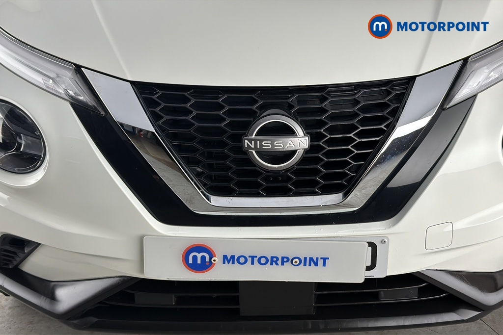 Nissan Juke Acenta Premium Manual Petrol SUV - Stock Number (1687102) - 43rd supplementary image