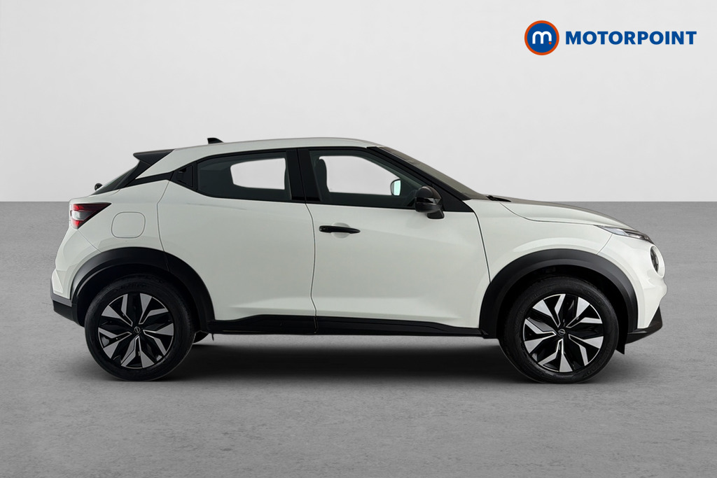 Nissan Juke Acenta Premium Manual Petrol SUV - Stock Number (1687102) - Passenger side
