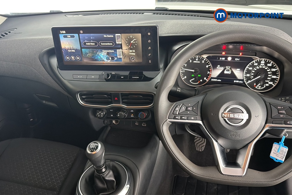 Nissan Juke Acenta Premium Manual Petrol SUV - Stock Number (1687102) - 1st supplementary image
