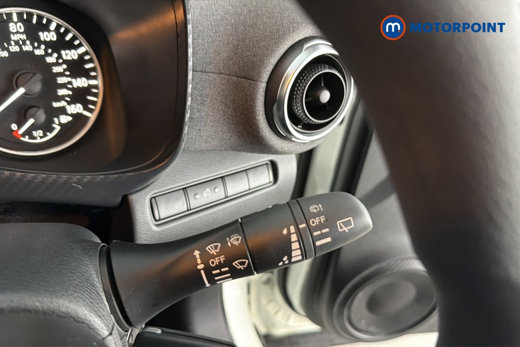 Nissan Juke Acenta Premium Manual Petrol SUV - Stock Number (1687107) - 6th supplementary image
