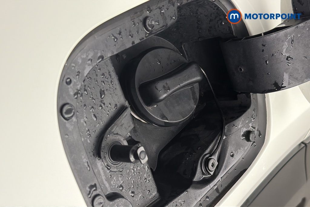 Nissan Juke Acenta Premium Manual Petrol SUV - Stock Number (1687107) - 41st supplementary image