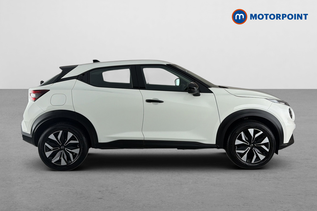 Nissan Juke Acenta Premium Manual Petrol SUV - Stock Number (1687107) - Passenger side