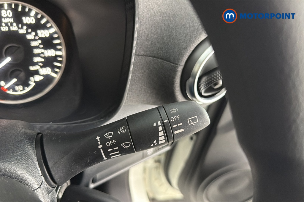 Nissan Juke Acenta Premium Manual Petrol SUV - Stock Number (1687109) - 6th supplementary image
