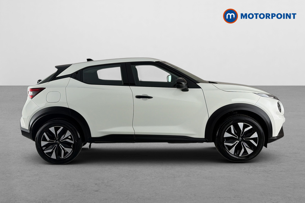 Nissan Juke Acenta Premium Manual Petrol SUV - Stock Number (1687109) - Passenger side