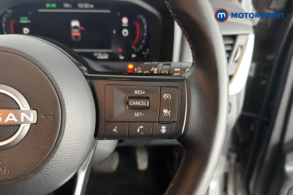 Nissan Qashqai N-Connecta Automatic Petrol-Electric Hybrid SUV - Stock Number (1687110) - 3rd supplementary image
