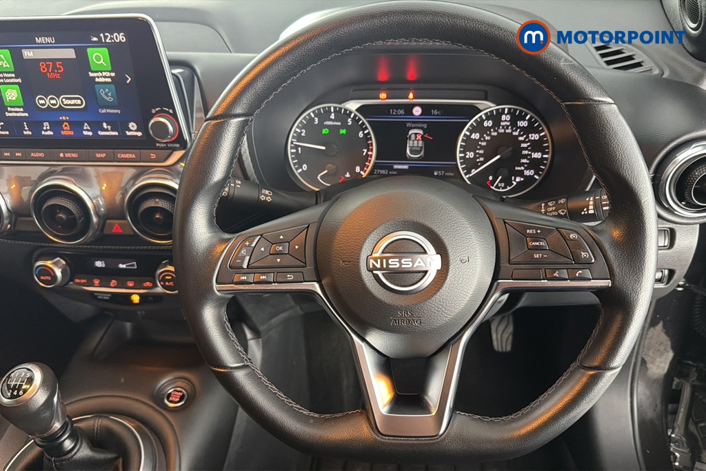 Nissan Juke N-Connecta Manual Petrol SUV - Stock Number (1687114) - 2nd supplementary image