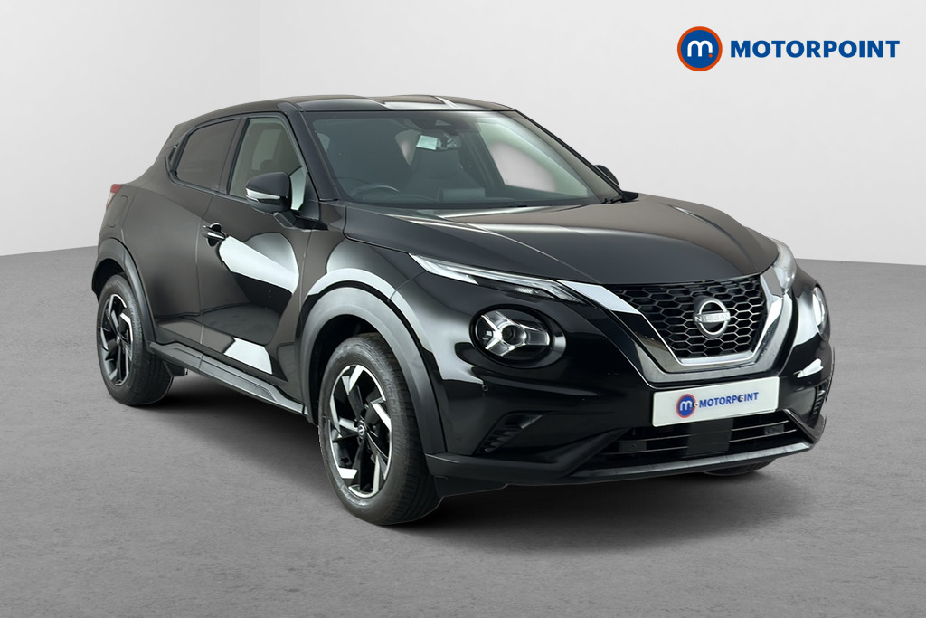Nissan Juke N-Connecta Manual Petrol SUV - Stock Number (1687114) - Drivers side front corner