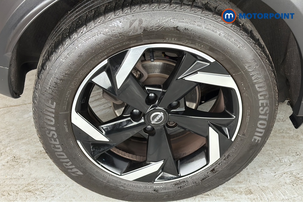 Nissan Juke N-Connecta Manual Petrol SUV - Stock Number (1687114) - 46th supplementary image