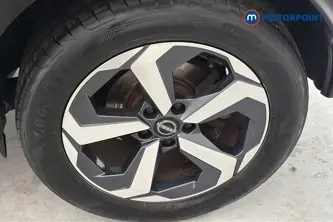 Nissan Qashqai N-Connecta Automatic Petrol-Electric Hybrid SUV - Stock Number (1687659) - 45th supplementary image