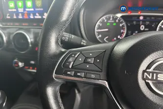 Nissan Juke N-Connecta Manual Petrol SUV - Stock Number (1669475) - 4th supplementary image
