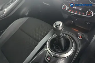 Nissan Juke N-Connecta Manual Petrol SUV - Stock Number (1669475) - 15th supplementary image