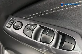 Nissan Juke N-Connecta Manual Petrol SUV - Stock Number (1669475) - 19th supplementary image
