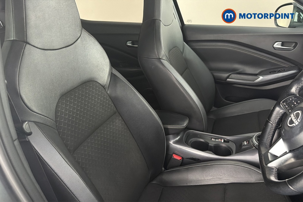 Nissan Juke N-Connecta Manual Petrol SUV - Stock Number (1669475) - 22nd supplementary image
