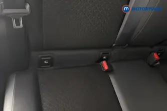 Nissan Juke N-Connecta Manual Petrol SUV - Stock Number (1669475) - 27th supplementary image