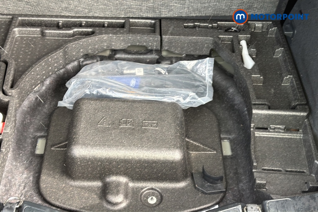 Ford Kuga St-Line Edition Automatic Petrol Plug-In Hybrid SUV - Stock Number (1680559) - 34th supplementary image