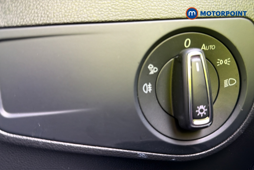 Volkswagen Tiguan R-Line Automatic Petrol SUV - Stock Number (1685138) - 11th supplementary image