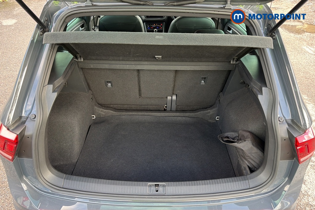 Volkswagen Tiguan R-Line Automatic Petrol SUV - Stock Number (1685138) - 30th supplementary image