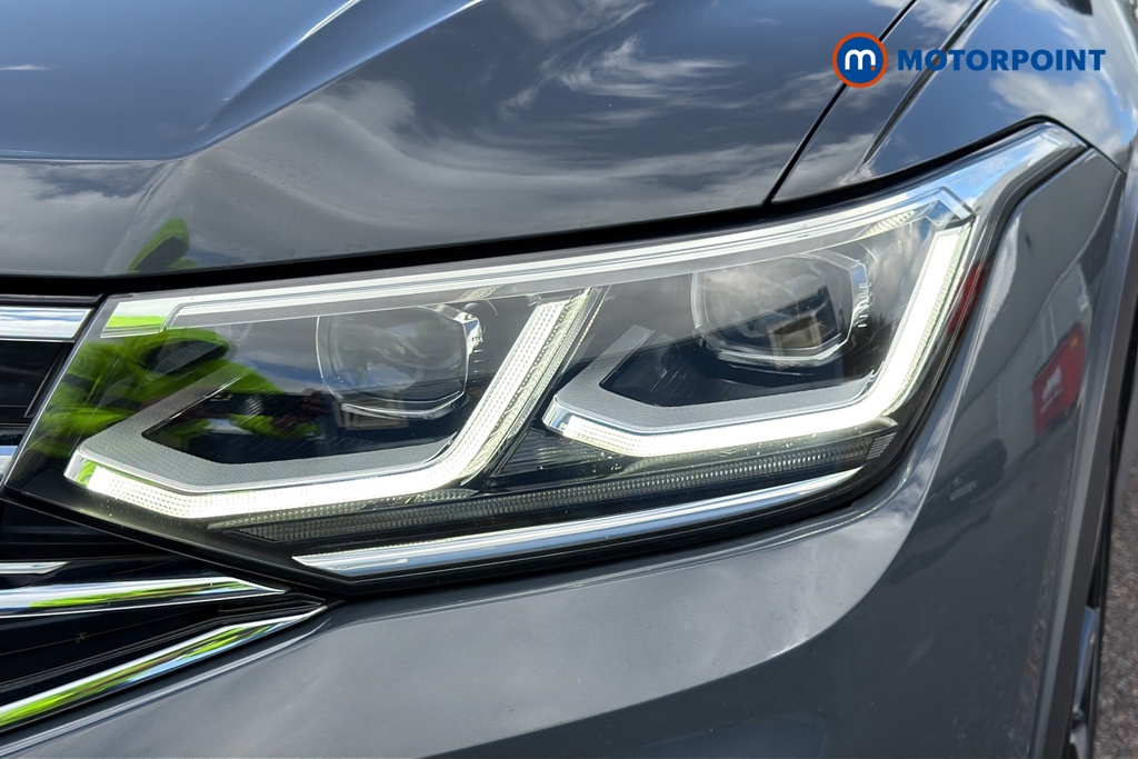 Volkswagen Tiguan R-Line Automatic Petrol SUV - Stock Number (1685138) - 42nd supplementary image
