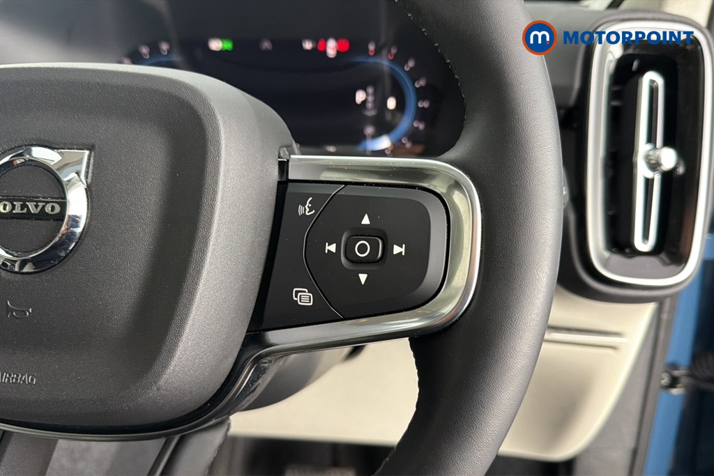Volvo Xc40 Ultimate Automatic Petrol SUV - Stock Number (1685357) - 3rd supplementary image