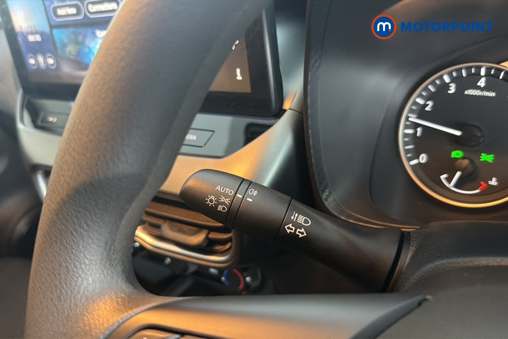 Nissan Juke Acenta Premium Manual Petrol SUV - Stock Number (1687106) - 5th supplementary image