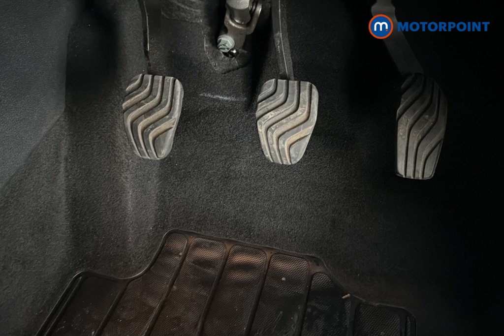 Nissan Juke Acenta Premium Manual Petrol SUV - Stock Number (1687106) - 24th supplementary image