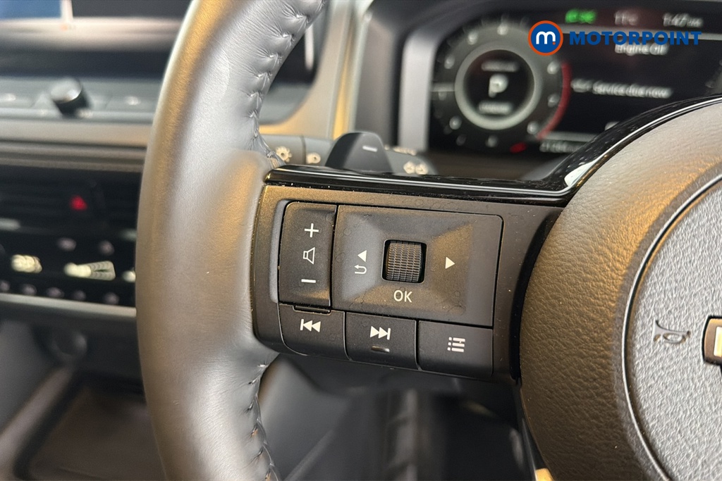 Nissan Qashqai Tekna Automatic Petrol SUV - Stock Number (1687116) - 4th supplementary image