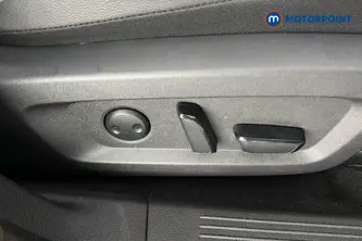 Nissan Qashqai Tekna Automatic Petrol SUV - Stock Number (1687116) - 23rd supplementary image
