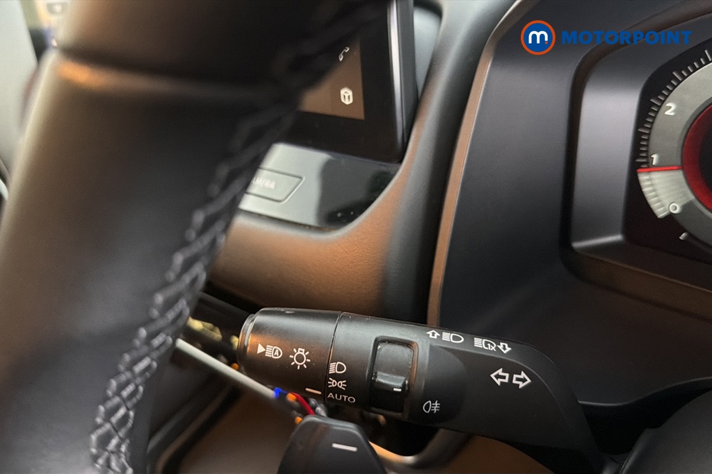 Nissan Qashqai N-Connecta Automatic Petrol SUV - Stock Number (1687118) - 5th supplementary image