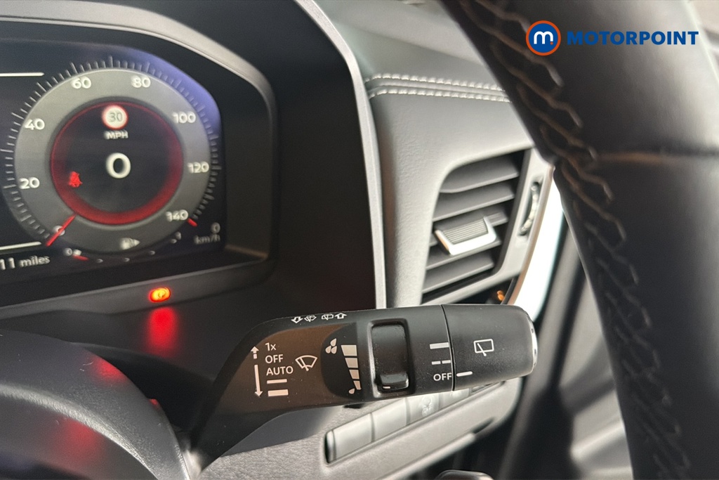 Nissan Qashqai N-Connecta Automatic Petrol SUV - Stock Number (1687118) - 6th supplementary image