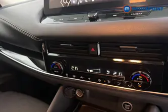 Nissan Qashqai N-Connecta Automatic Petrol SUV - Stock Number (1687118) - 12th supplementary image