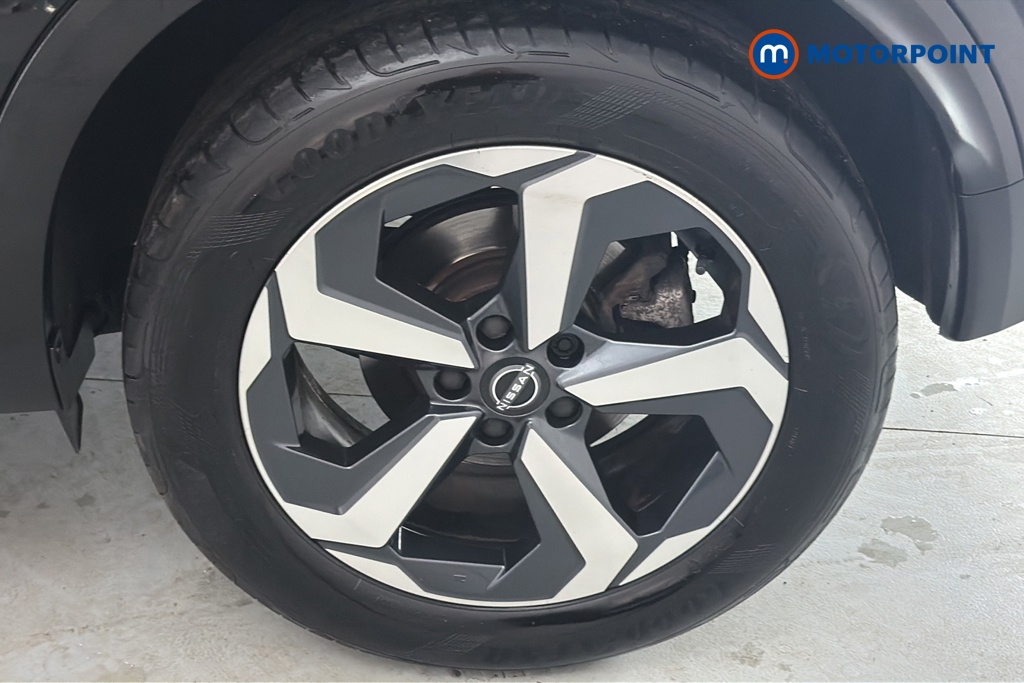 Nissan Qashqai N-Connecta Automatic Petrol SUV - Stock Number (1687118) - 45th supplementary image