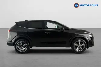 Nissan Qashqai N-Connecta Automatic Petrol SUV - Stock Number (1687118) - Passenger side