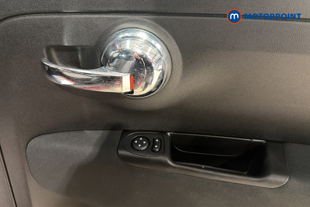 Fiat 500 Lounge Manual Petrol Hatchback - Stock Number (1685952) - 19th supplementary image