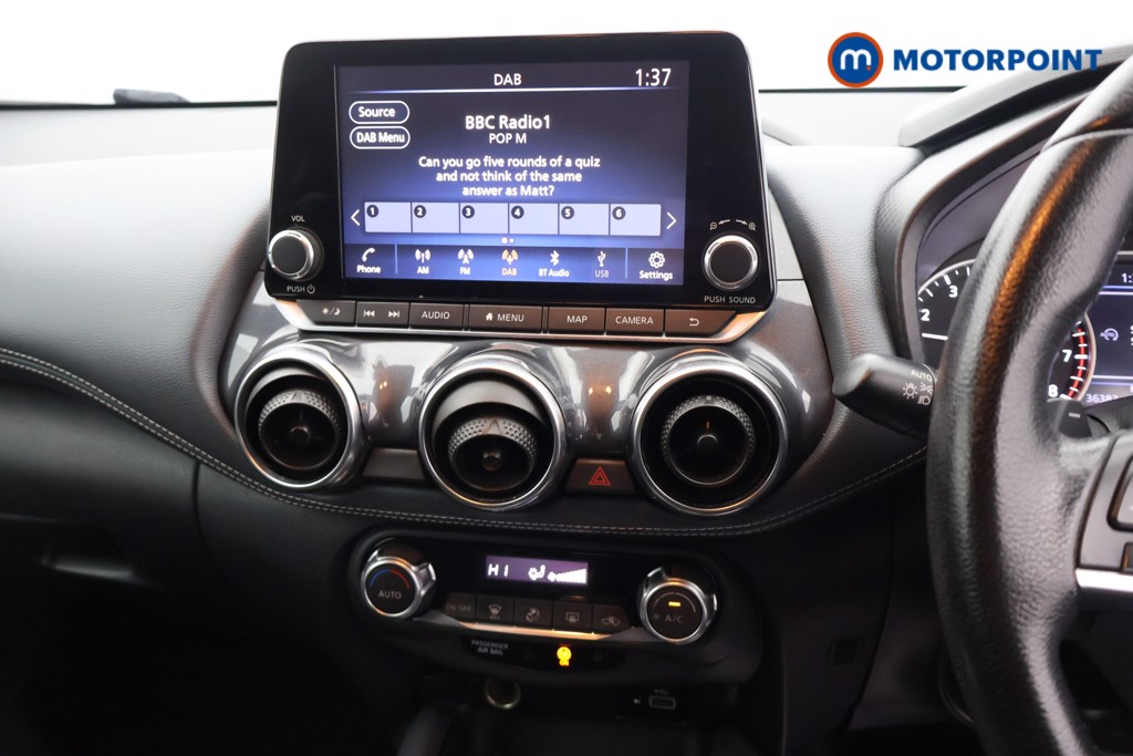 Nissan Juke N-Connecta Automatic Petrol SUV - Stock Number (1654879) - 8th supplementary image