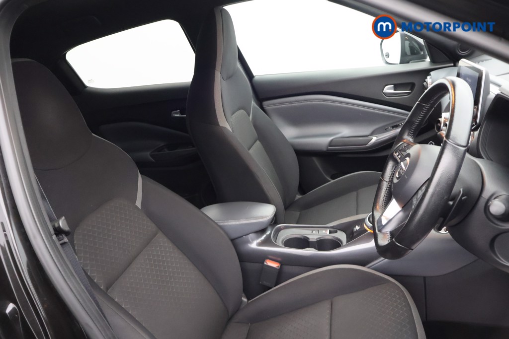 Nissan Juke N-Connecta Automatic Petrol SUV - Stock Number (1654879) - 15th supplementary image