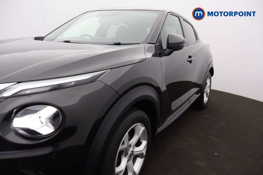 Nissan Juke N-Connecta Automatic Petrol SUV - Stock Number (1654879) - 30th supplementary image