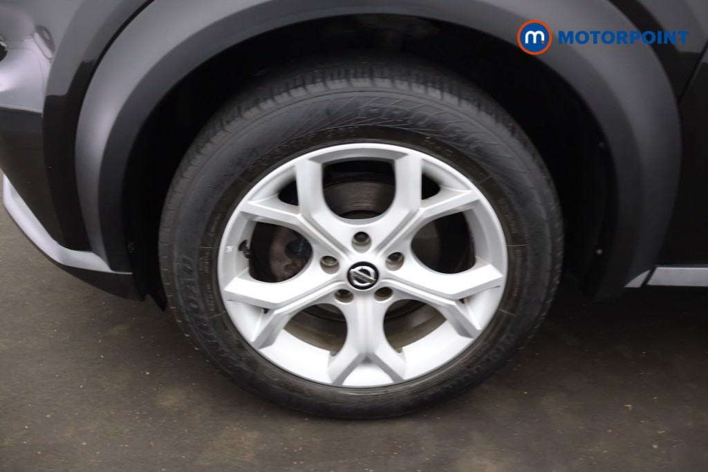 Nissan Juke N-Connecta Automatic Petrol SUV - Stock Number (1654879) - 31st supplementary image